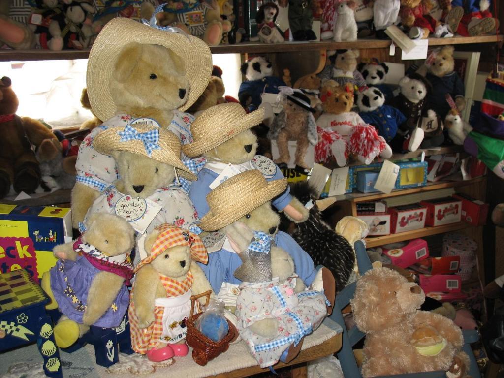 Hugging Bear Inn Bellows Falls Exterior foto